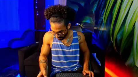 R O M E O  online show from February 1, 9:01 pm