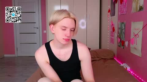 Ron online show from April 13, 4:28 am