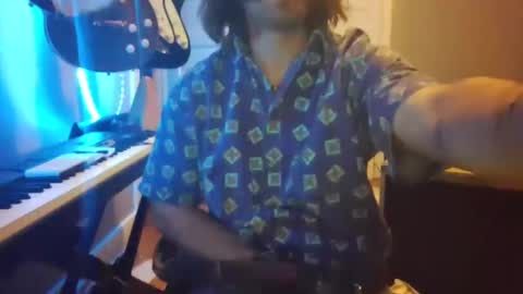 ronniejohnston13 online show from October 2, 5:06 am