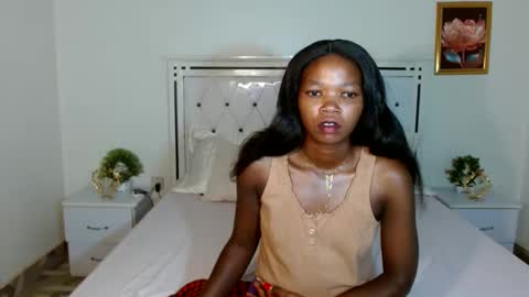 Rorenah online show from May 7, 8:59 pm
