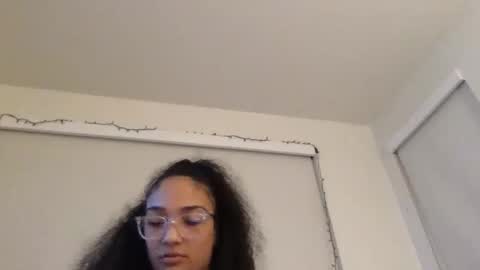 Rosalina online show from February 9, 8:32 am