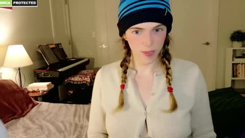 rose77782 online show from February 20, 10:48 pm