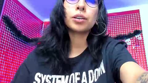 Ally online show from December 19, 7:42 pm