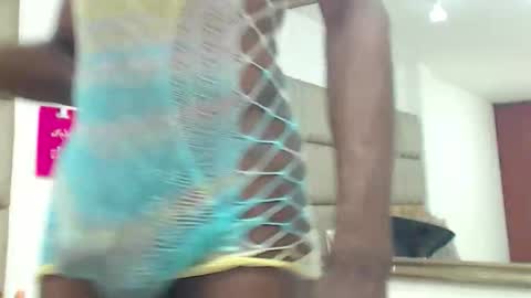 rose_valentiine online show from May 10, 1:28 pm