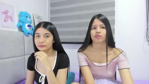 Rose y Miah online show from September 22, 7:23 am