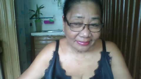 rosebelle66 online show from May 21, 2:07 am