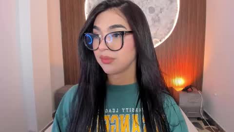 Rose online show from March 9, 2:21 pm