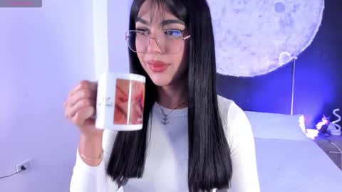 Rose online show from December 3, 2:29 pm