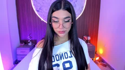 Rose online show from May 28, 2:04 pm