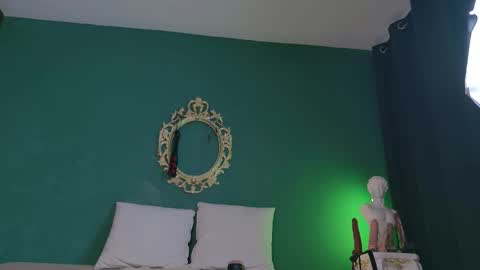 rosedelic online show from November 26, 4:21 am