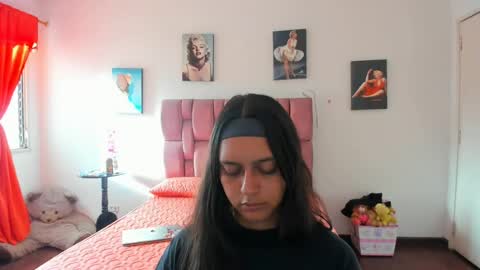 Kimmy Rosee online show from August 5, 9:45 pm