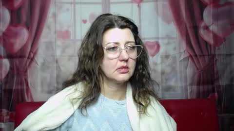 RoseHille online show from February 10, 3:48 pm