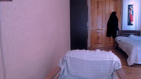 Rose online show from February 27, 9:40 am