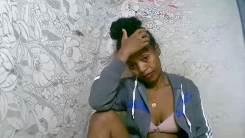 rosia online show from December 4, 10:09 pm