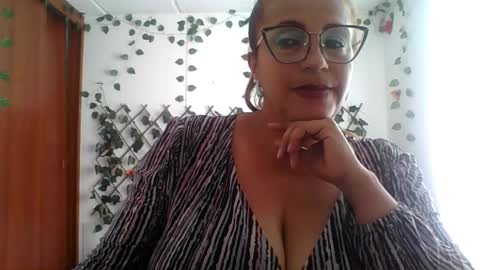 Rossana  online show from November 5, 7:49 pm