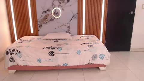 Rossi Hill online show from February 3, 12:31 pm