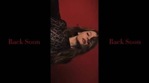 rosy_black_ online show from November 2, 5:24 pm