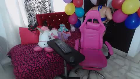 rous_kinky online show from June 5, 2:33 pm