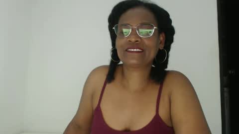 Snapshot of roushlove chatting on September 24, 8:04 pm luxa online show from September 24, 8:04 pm