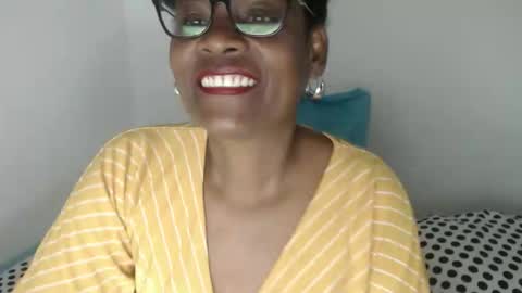 luxa online show from March 4, 12:29 am