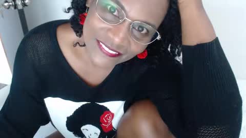 Snapshot of roushlove chatting on March 12, 8:52 pm luxa online show from March 12, 8:52 pm