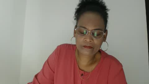 Snapshot of roushlove chatting on September 8, 7:24 pm luxa online show from September 8, 7:24 pm