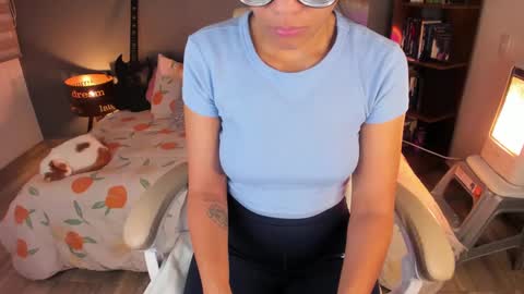 Rouss marie henao  online show from September 10, 9:54 am