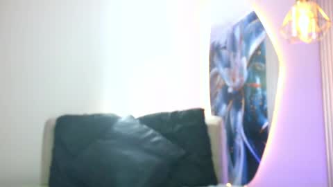 rouxinferno_cr online show from June 4, 2:39 am