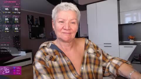 Roxana online show from February 7, 1:47 pm