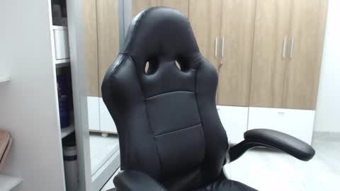 Snapshot of roxanalove7 chatting on February 16, 10:32 pm Roxana online show from February 16, 10:32 pm