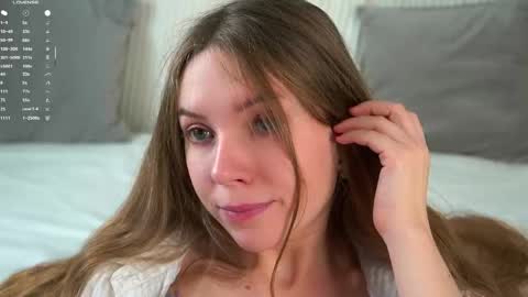 Snapshot of roxannastoo chatting on October 3, 1:26 am Kate online show from October 3, 1:26 am