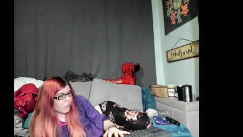 roxihazeleyes online show from September 16, 9:23 am