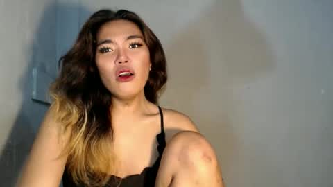 royaltymarcela6969 online show from October 11, 4:39 am