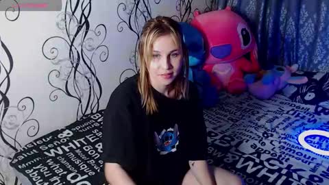 angela online show from September 25, 9:33 pm