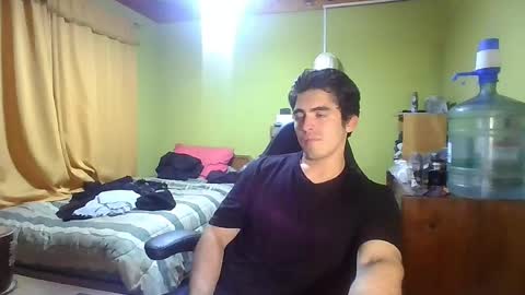 rpaulo25 online show from April 14, 2:37 am