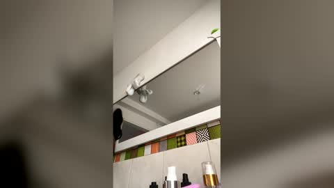 Rubi online show from March 22, 7:51 pm