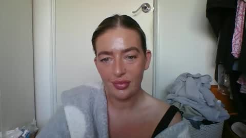 rubyredxxxoxxx online show from December 3, 10:27 am