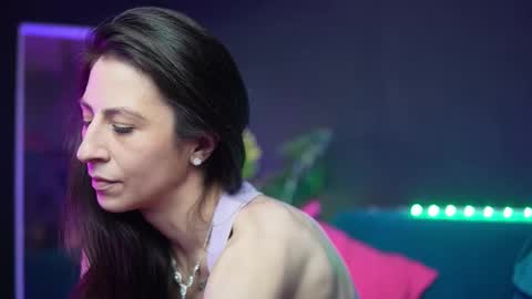  Ruby  online show from March 9, 4:06 am