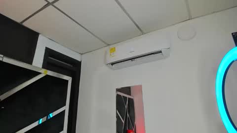 rubyxht online show from February 24, 12:52 pm