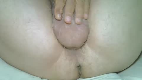 rudisuzzy 1 online show from February 3, 6:28 pm