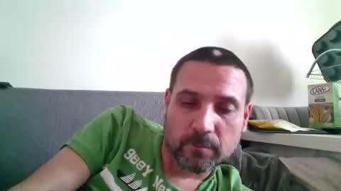 rul3ssuck online show from October 21, 6:51 am