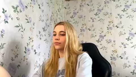 Lisa and Vlad online show from June 28, 12:45 pm