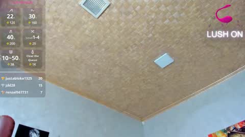 Ava online show from March 11, 11:01 am