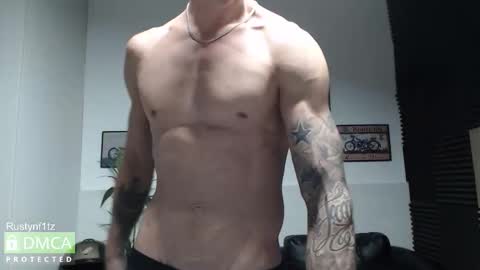 Snapshot of rustynf1tz chatting on October 19, 2:11 pm MillionDollarGuy online show from October 19, 2:11 pm