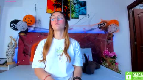 Ruth online show from October 29, 2:08 pm