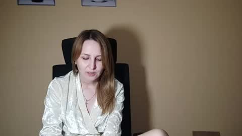Ruth online show from June 9, 7:35 pm
