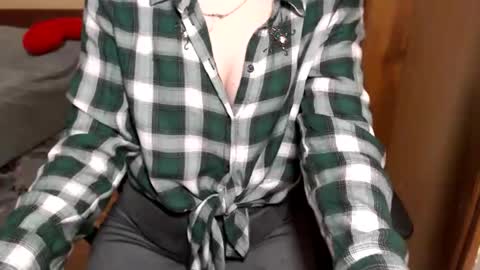 Ruth online show from April 14, 5:49 pm