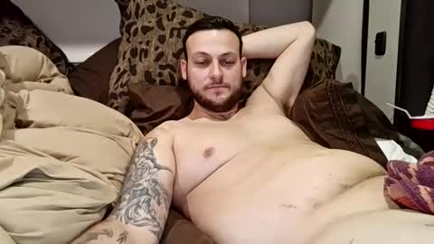 rvcouple91 online show from April 26, 3:37 am