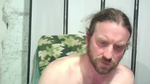 rwb1982 online show from April 13, 10:25 pm