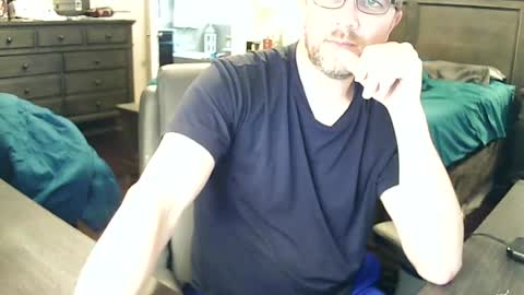 ryan0076900 online show from June 11, 7:45 pm
